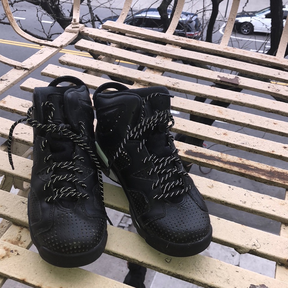 Black Cat 6 Jordans